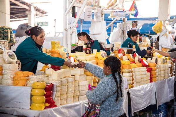 Những loại phomai kỳ lạ và 'kinh dị' trên khắp thế giới ảnh 9