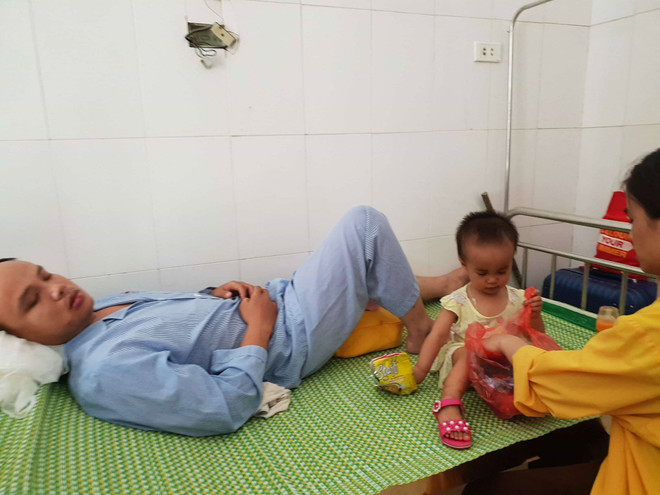 Cận cảnh các nạn nhân vụ lật tàu hỏa được cấp cứu ở Thanh Hóa ảnh 3