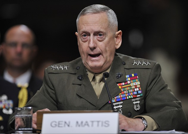 Tướng James Mattis tại Ủy ban Quân lực Thượng viện Mỹ ở Washington D.C. (Nguồn: THX/TTXVN) Tướng hồi hưu 4 sao có thể trở thành Bộ trưởng Quốc phòng Mỹ ảnh 1