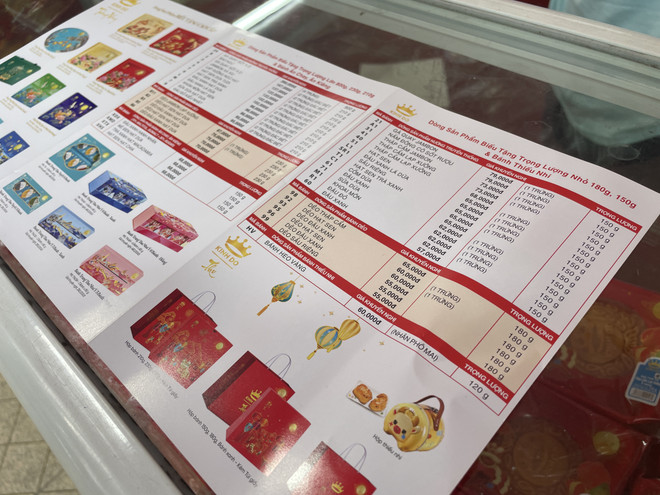 Hà Nội: Bánh Trung Thu xuống phố sớm, đón khách dịp Rằm tháng Bảy ảnh 1