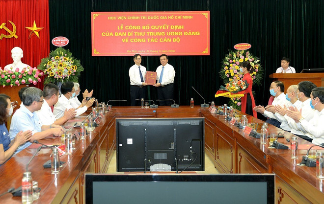 Bổ nhiệm Phó Giám đốc Học viện Chính trị quốc gia Hồ Chí Minh ảnh 2