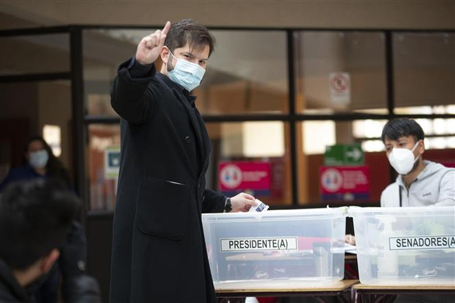 Bầu cử Tổng thống Chile: Ông Gabriel Boric đang dẫn đầu ảnh 1