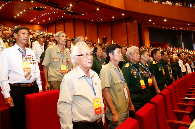 Lãnh đạo Đảng, Nhà nước dự lễ kỷ niệm 70 năm Ngày Thương binh-Liệt sỹ ảnh 2