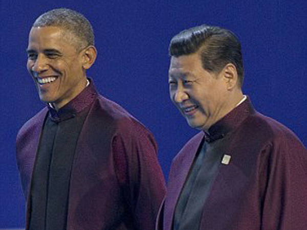 Cư dân mạng Trung Quốc bất bình vì ông Obama nhai kẹo cao su ảnh 1