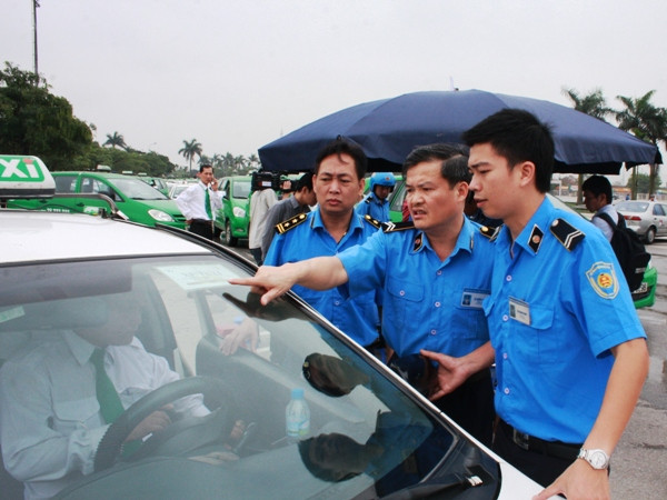 Kinh doanh vận tải ở Hà Nội: Nhìn đâu cũng thấy sai phạm ảnh 1