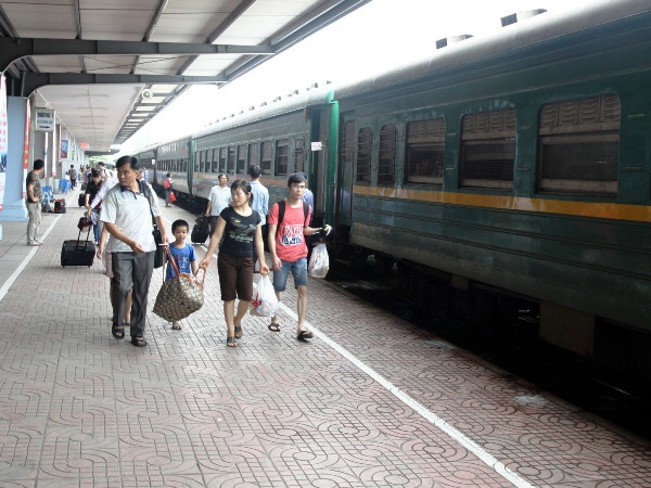 Ga Hà Nội đưa cầu vượt bộ hành vào sử dụng từ ngày 20/12 ảnh 1