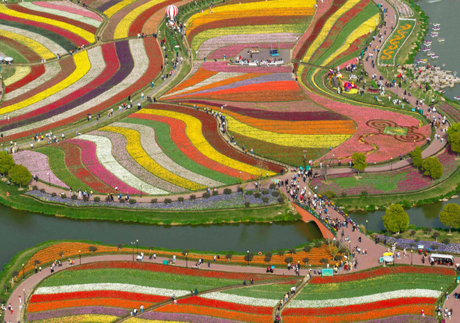 Sự "bùng nổ" mạnh mẽ của ngành công nghiệp không khói Trung Quốc ảnh 1