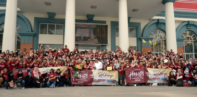 Quảng Ninh đón đoàn khách nước ngoài lớn nhất sau đại dịch COVID-19 ảnh 2