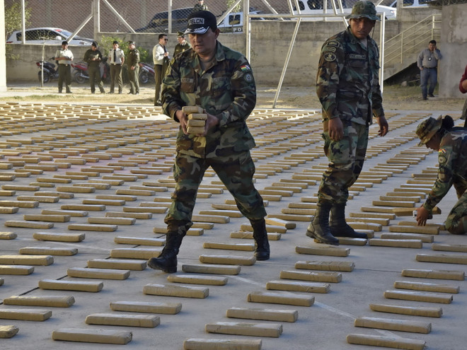 Ecuador và Bolivia thúc đẩy cuộc chiến chống tội phạm ma túy ảnh 1