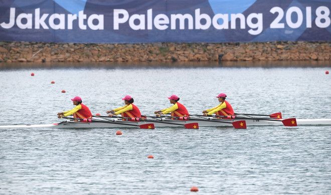ASIAD 2018: Đội rowing nữ Việt Nam mang về thêm 1 huy chương bạc ảnh 1