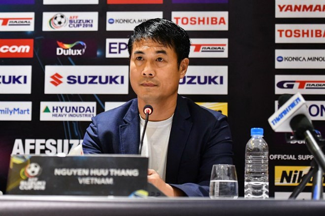 Huấn luyện viên Nguyễn Hữu Thắng. (Nguồn: Affsuzukicup) Toàn đội tuyển Việt Nam nói "không” với giới truyền thông ảnh 1