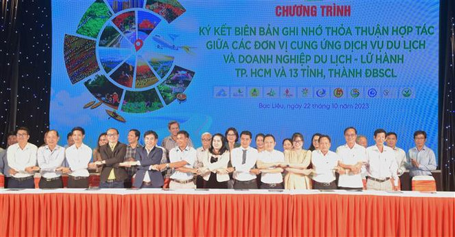 Hạ tầng giao thông: Điểm nghẽn trong liên kết phát triển du lịch ĐBSCL ảnh 2