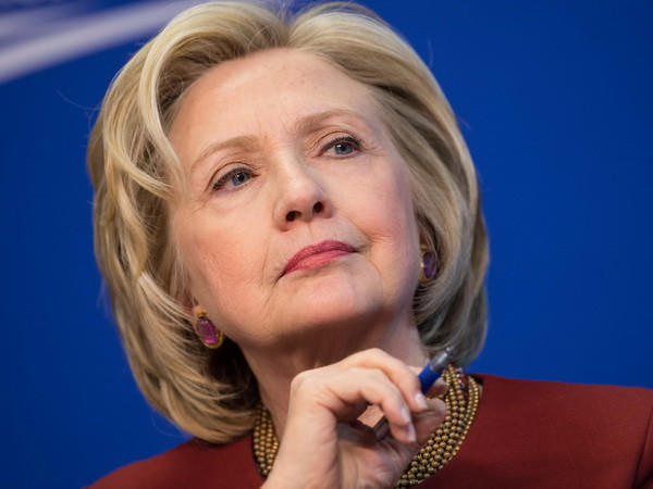 Mỹ công bố hàng trăm thư điện tử của cựu Ngoại trưởng Clinton ảnh 1