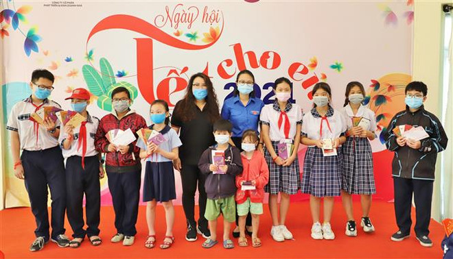 TP.HCM: Tăng mức hỗ trợ Tết 2023 cho các đối tượng chính sách ảnh 1