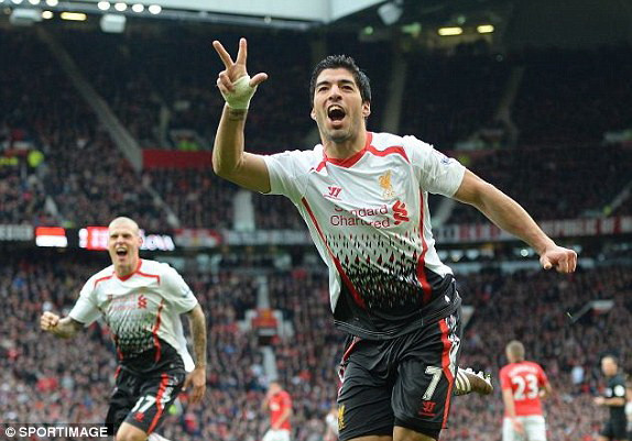 Nhìn lại trận Liverpool đè bẹp M.U ở Old Trafford qua ảnh ảnh 8