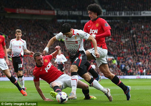 Nhìn lại trận Liverpool đè bẹp M.U ở Old Trafford qua ảnh ảnh 3