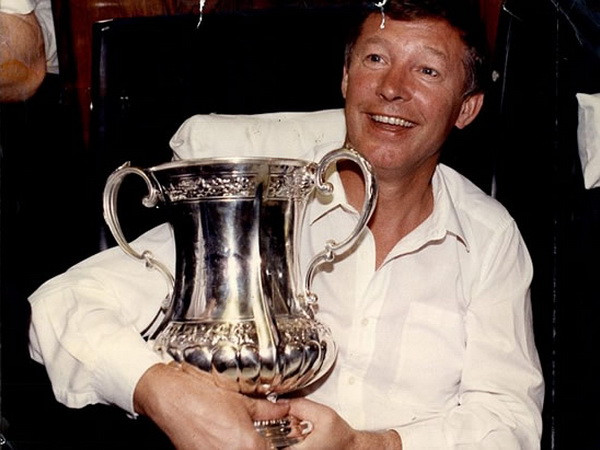 Trích dịch tự truyện của huấn luyện viên Alex Ferguson (kỳ 1) ảnh 2