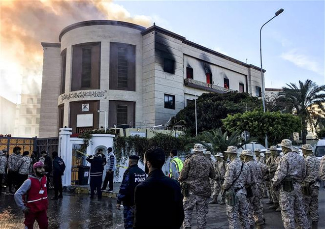 Libya kêu gọi người dân cảnh giác sau khi Bộ Ngoại giao bị tấn công ảnh 1
