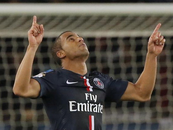 Cận cảnh pha lừa bóng "cực độc" của tiền vệ Lucas Moura ảnh 1