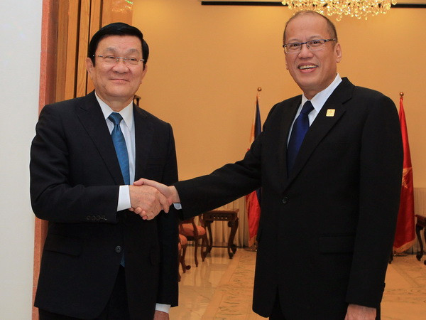 Chủ tịch nước Trương Tấn Sang gặp Tổng thống Philippines ảnh 1