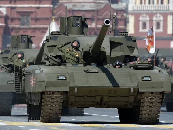 Quân đội Nga được trang bị hàng loạt siêu tăng, vũ khí "khủng" ảnh 1