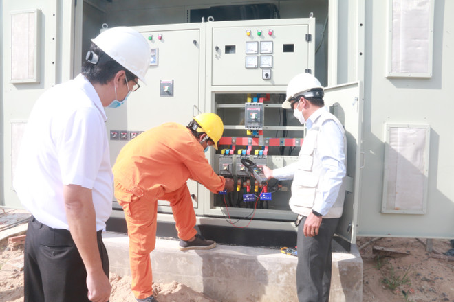 Đấu điện phục vụ người dân khu tái định cư dự án sân bay Long Thành ảnh 1