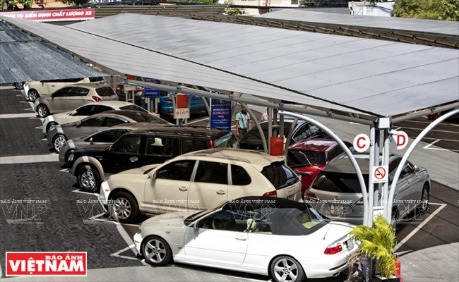 Chợ ôtô độc đáo mua bán theo hình thức "chợ giời" tại Sài Gòn ảnh 1