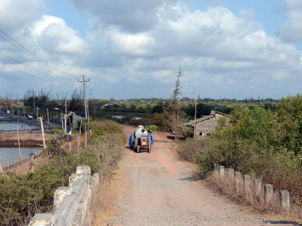 Nắng nóng tiếp tục bao trùm Tây Bắc Bộ, Thanh Hóa đến Phú Yên ảnh 1