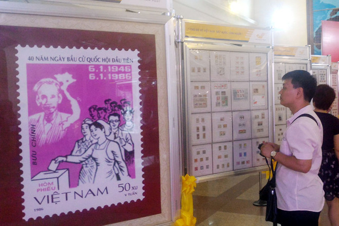 Ngành bưu điện trưng bày hơn 1.000 mẫu tem quý nhân dịp bầu cử ảnh 1