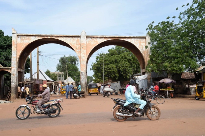 Khu chợ ở bang Sokota. (Nguồn: AFP) Tấn công bạo lực ở Nigeria, khiến hàng chục dân thường thiệt mạng ảnh 1