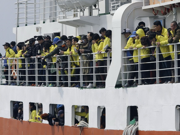 Hàn Quốc phạt Chủ tịch công ty điều hành phà SEWOL 7 năm tù ảnh 1