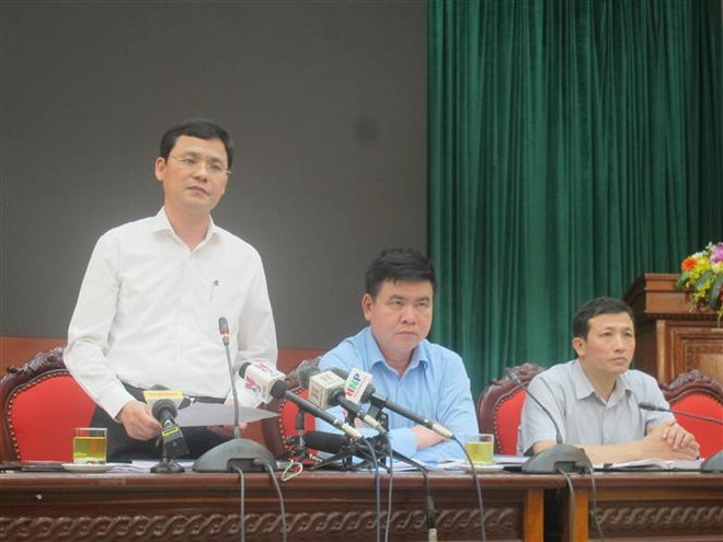 Chánh Văn phòng UBND thành phố Hà Nội Phạm Quý Tiên phát biểu tại buổi họp báo. (Ảnh: Nguyễn Thắng/TTXVN) Hà Nội thông tin về vụ việc của Công ty Nhật Cường ảnh 1