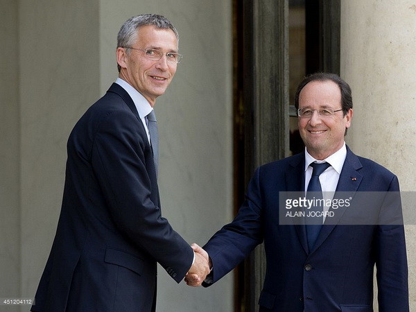 Lãnh đạo NATO và Pháp thảo luận về các thách thức an ninh ảnh 1