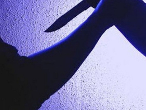 Vợ dùng dao chém chồng vì không rửa tay sau khi đi vệ sinh ảnh 1