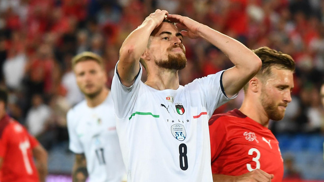 Vòng loại World Cup: 'Ông lớn' đua nhau thắng đậm, Italy gây thất vọng ảnh 1