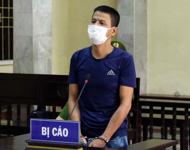 Hà Nội: Phạt tù đối tượng chống đối ở chốt kiểm dịch COVID-19 ảnh 1