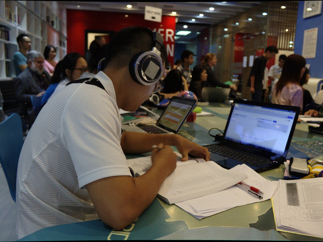 [Photo] Sinh viên Việt Nam tìm hiểu về nạn buôn bán động vật hoang dã ảnh 6