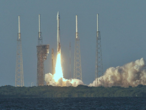 Tướng Mỹ: Cần sử dụng không gian vũ trụ để đối chọi với Nga ảnh 1