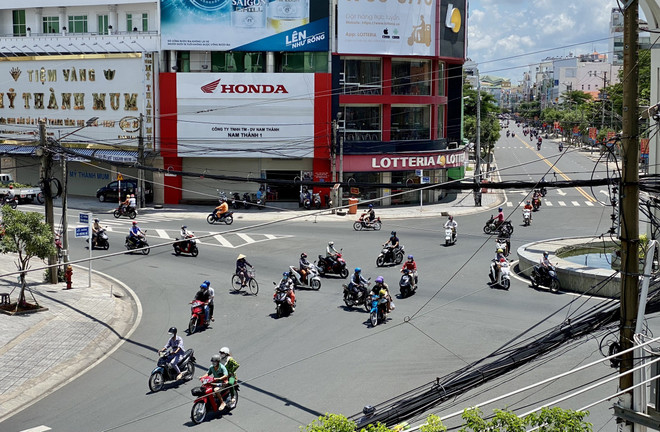 [Photo] An Giang: Cuộc sống người dân bắt đầu trở lại bình thường ảnh 1
