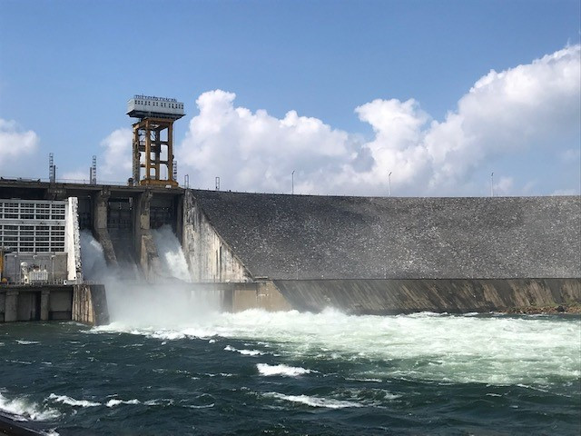 Ngành điện tạm dừng các hoạt động chưa cần thiết ứng phó bão Côn Sơn ảnh 1