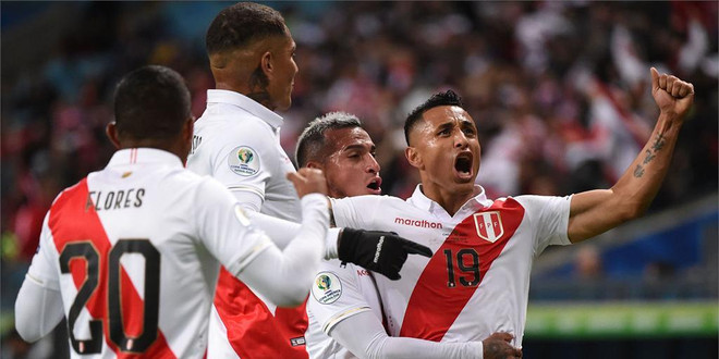 Peru vào chung kết sau màn hủy diệt đương kim vô địch Chile ảnh 1