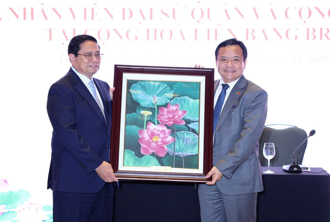 ttxvn_thu tuong gap nguoi VIet tai Brazil (3).jpg