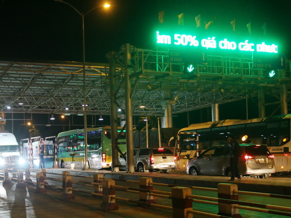 Tình hình tại trạm BOT Cai Lậy vẫn đang diễn biến phức tạp ảnh 1