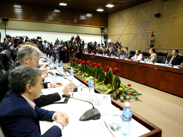 Cuba và Mỹ hài lòng về ngày đàm phán đầu tiên bất chấp bất đồng ảnh 1