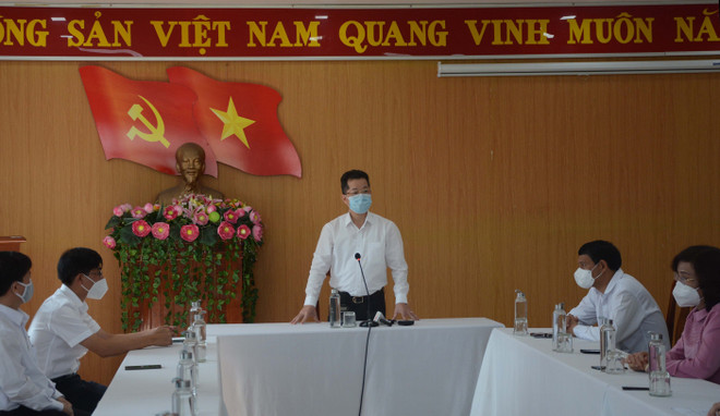 Bí thư Thành ủy Đà Nẵng động viên lực lượng xét nghiệm truy vết dịch ảnh 2