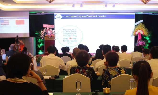 Quang cảnh diễn đàn. (Ảnh: Xuân Anh/TTXVN) Tận dụng lợi thế từ hội nhập và kinh tế số để đẩy mạnh xuất khẩu ảnh 2