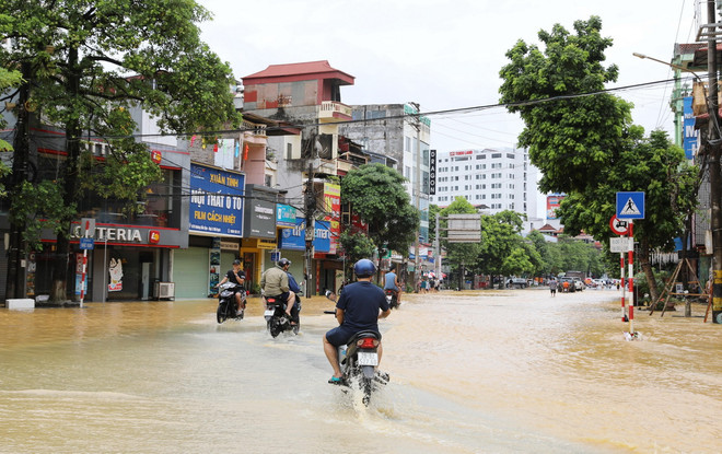 TTXVN_1009 Thai Nguyen mua lu (4).jpg