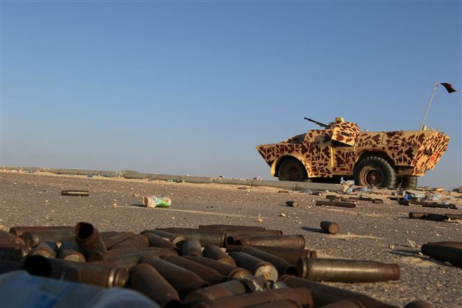 Libya: Quân đội miền Đông tấn công cảnh cáo máy bay dân sự ảnh 1