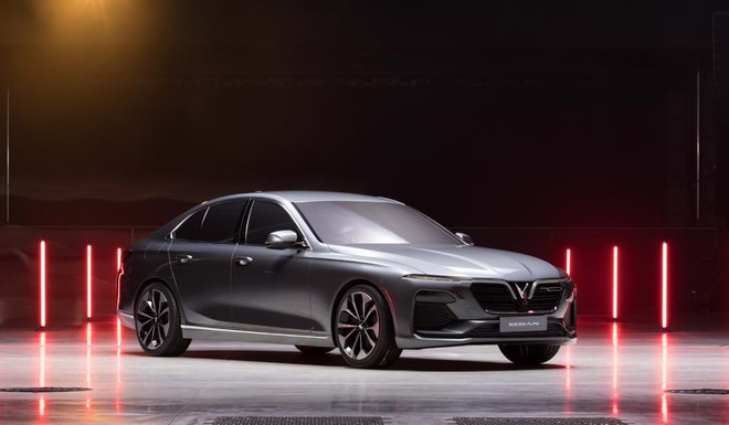 VinFast và chiến lược lạ lùng: “Ngược gió để bay cao” ảnh 2