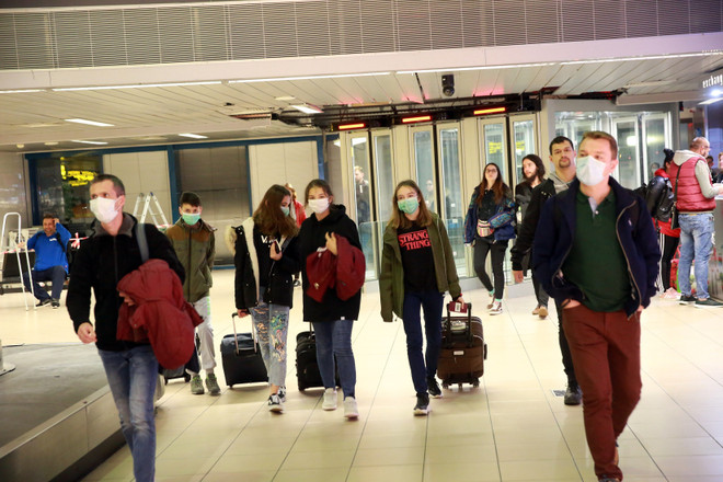 COVID-19: Iran thêm 129 ca tử vong, Mỹ muốn hỗ trợ Tehran chống dịch ảnh 1